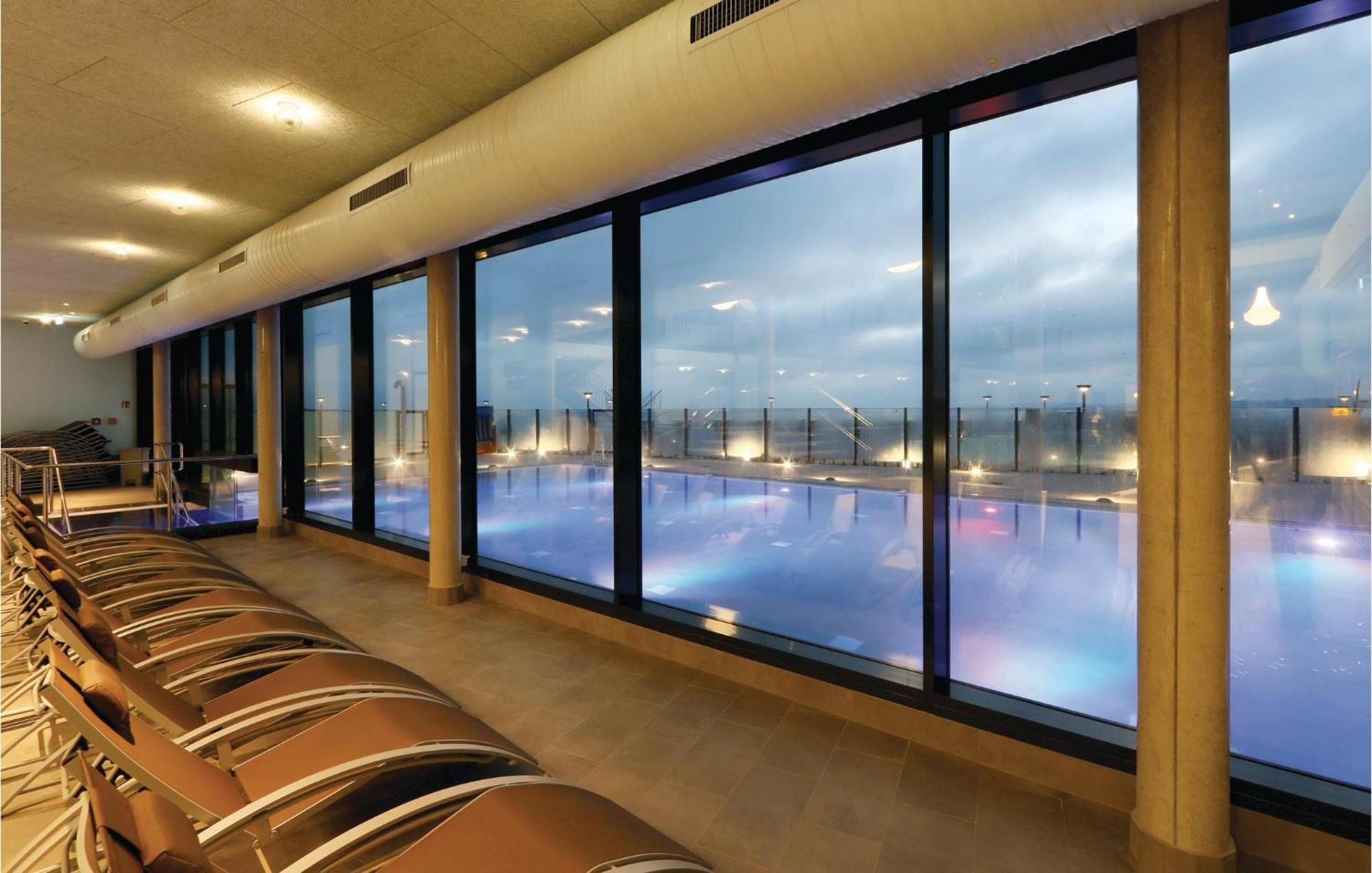 Awesome Apartment In Luebeck Travemuende With Wifi Luaran gambar